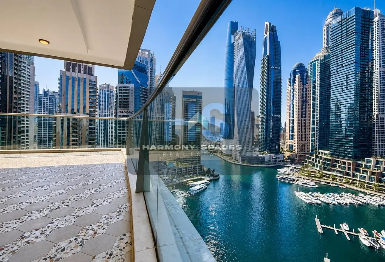 Luxury & Fully upgraded 3BR+ Study | Huge Balcony