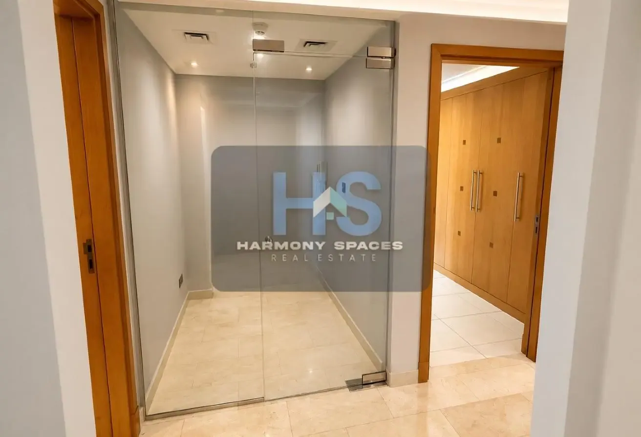 Luxury & Fully upgraded 3BR+ Study | Huge Balcony