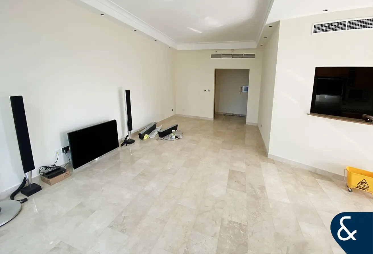 Available mid Aug | Marina View | High Floor