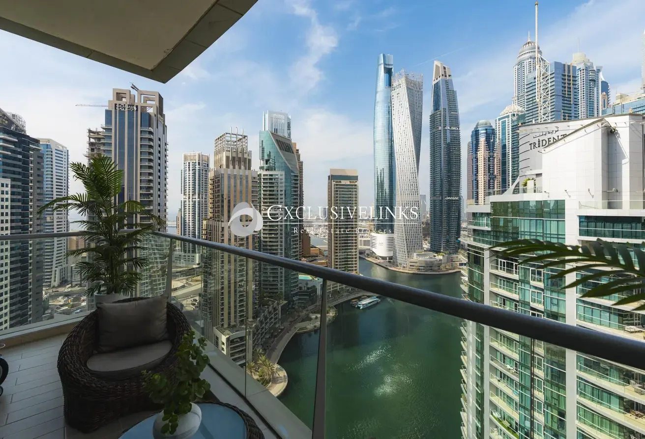 Furnished | Amazing Views | 2 Parking | VACANT