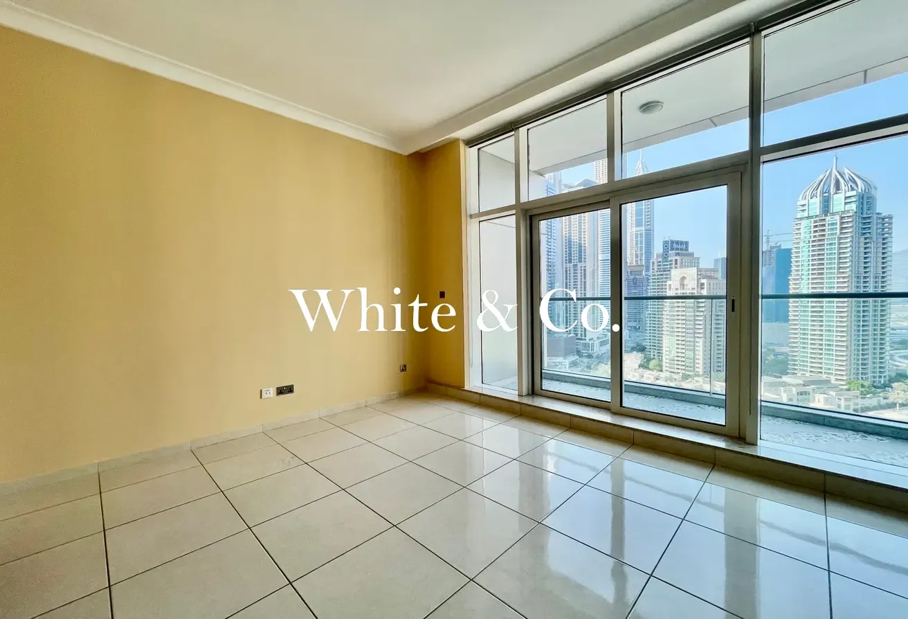 Upgraded | Full Marina View | Vacant now