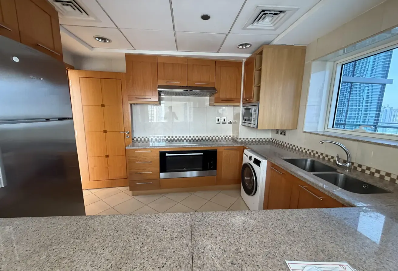 Full Marina View | Spacious | Vacant