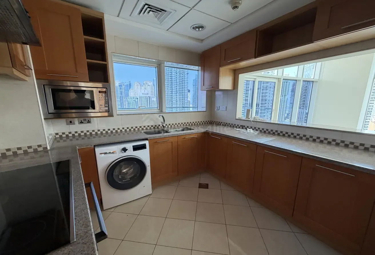 Full Marina View | Spacious | Vacant