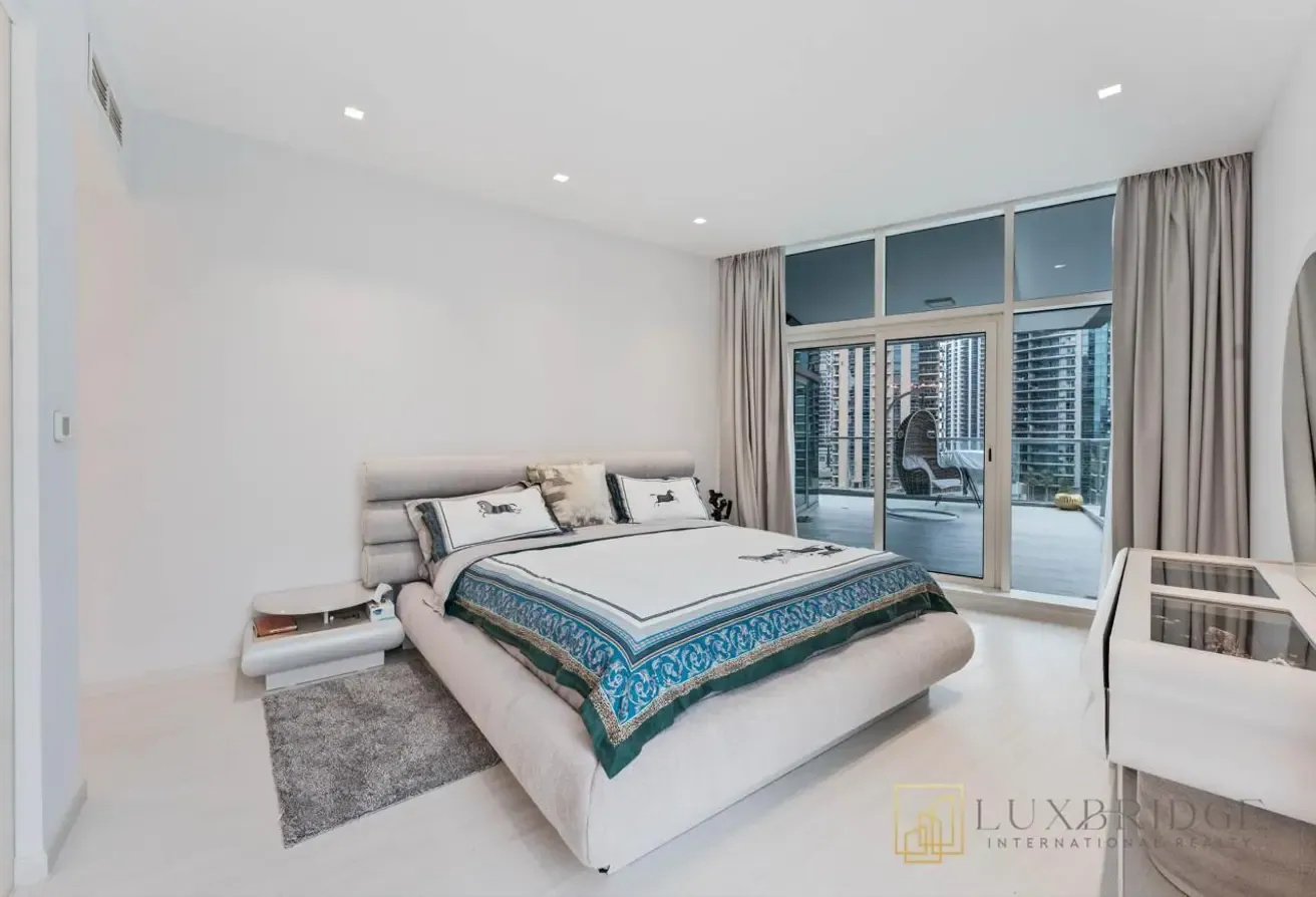 Amazing Upgraded Three Bedroom | Full Marina View