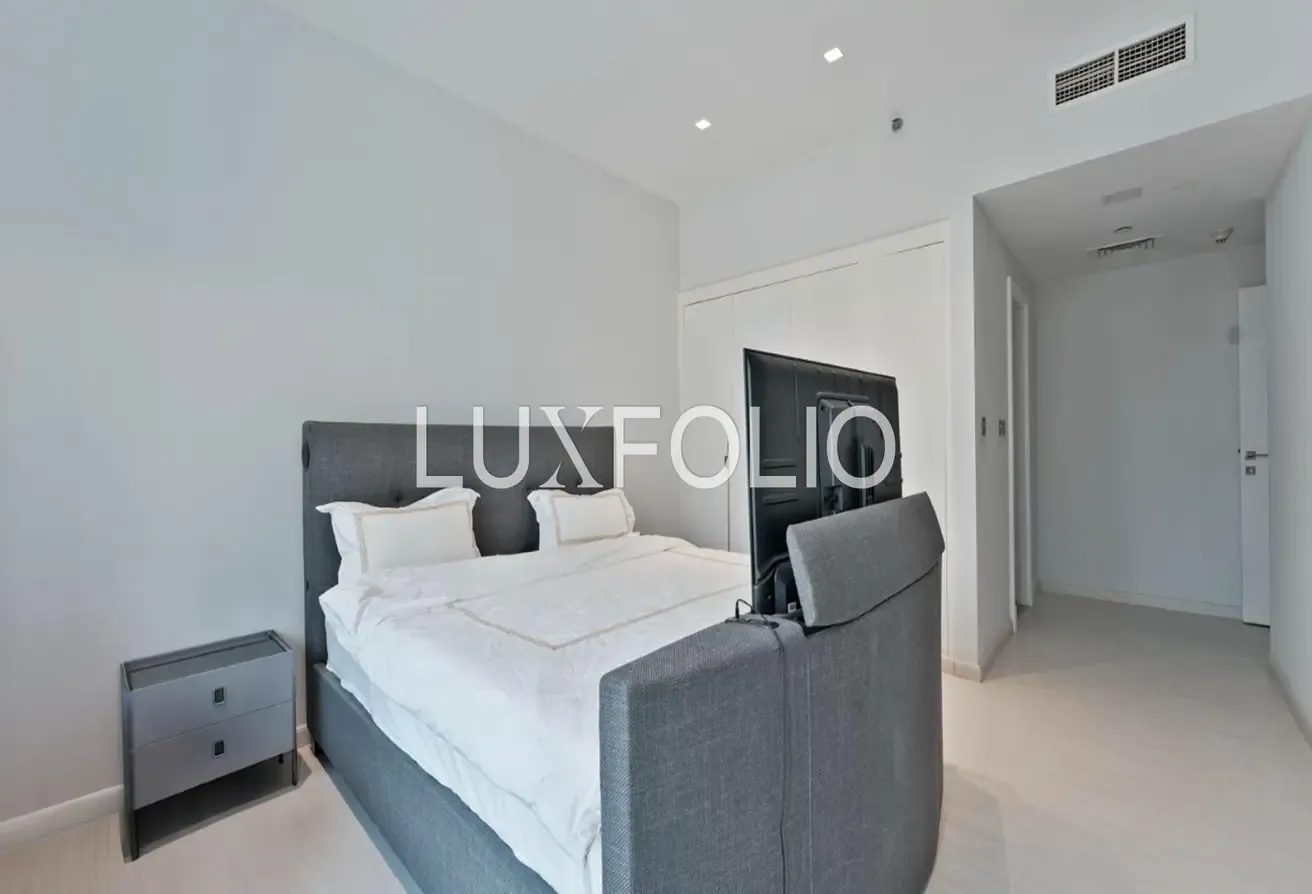 Full Marina View | Fully Upgraded | Large Layout