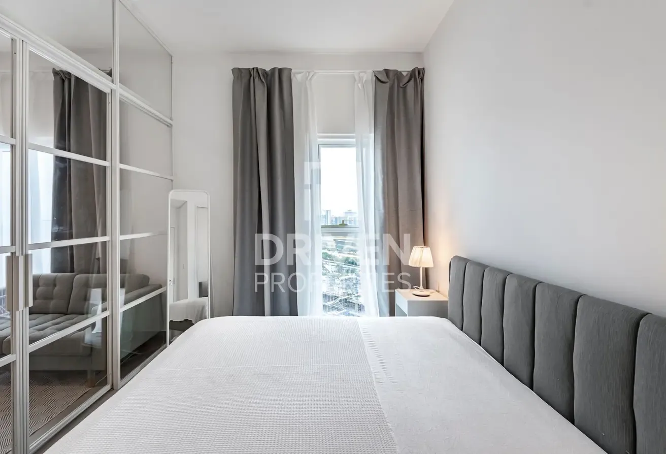 Amazing Location | Vacant Unit | Furnished