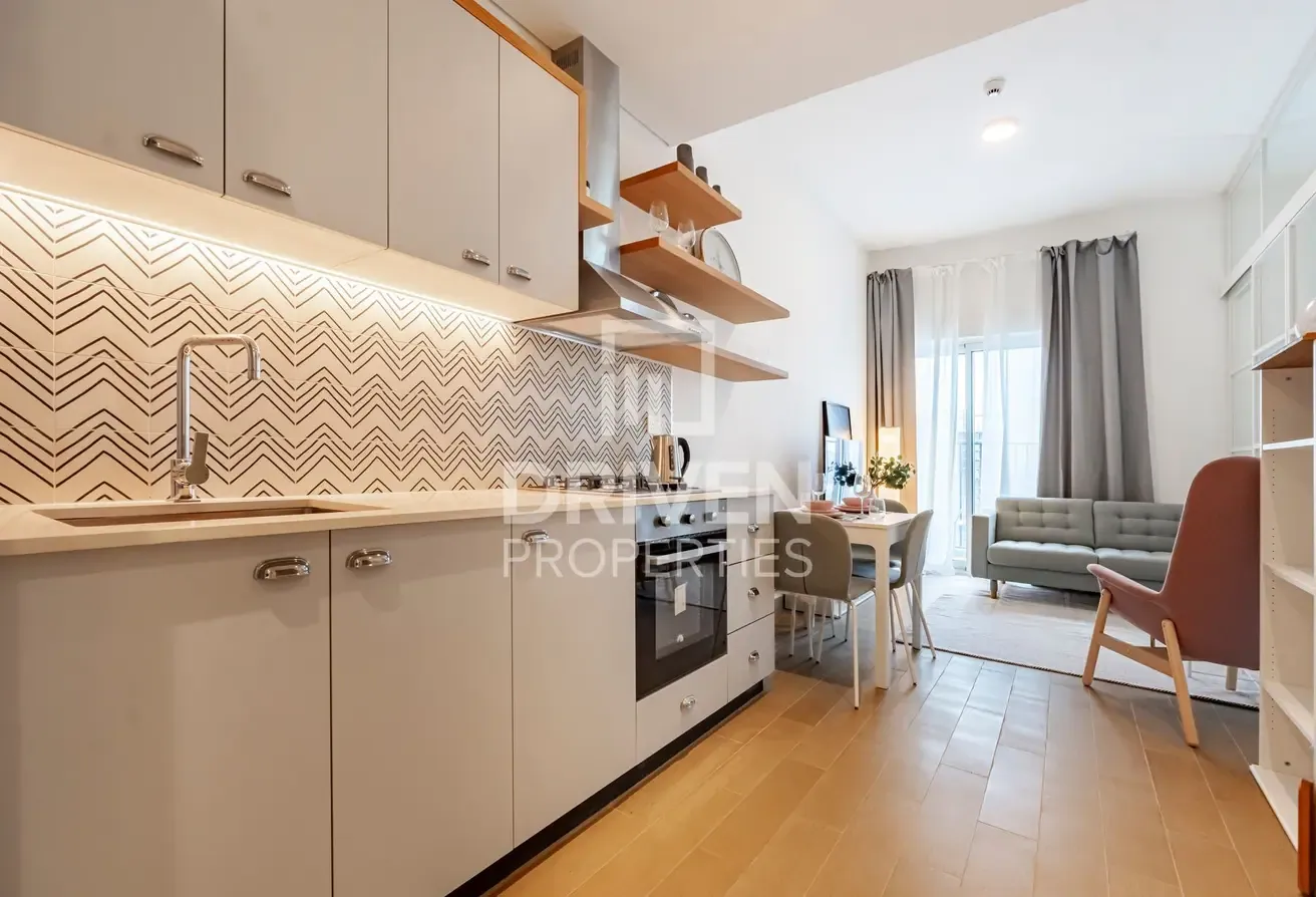 Amazing Location | Vacant Unit | Furnished
