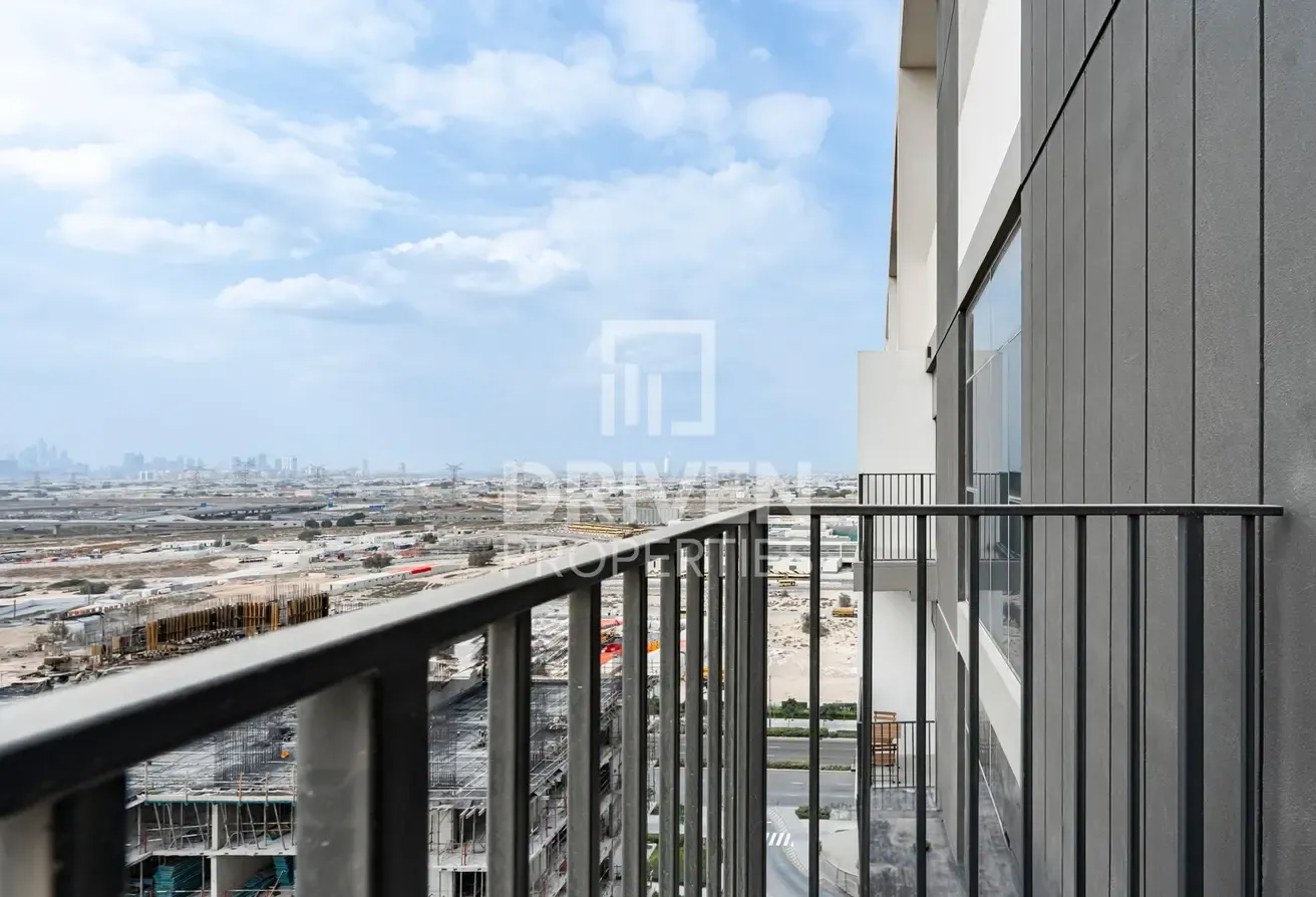 Amazing Location | Vacant Unit | Furnished