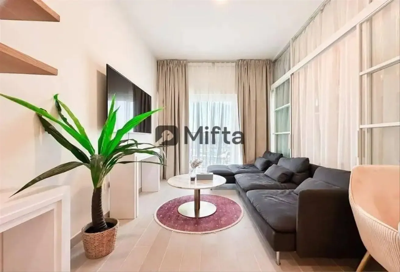 2.5% Commission | Furnished |  Views