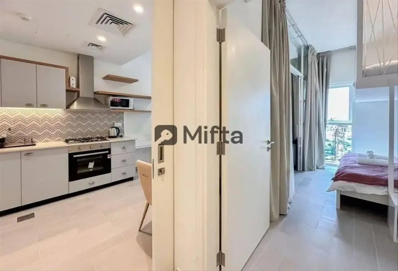2.5% Commission | Furnished |  Views