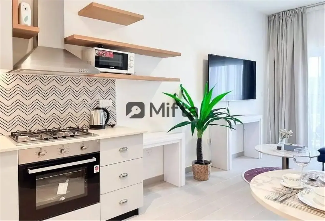 2.5% Commission | Furnished |  Views