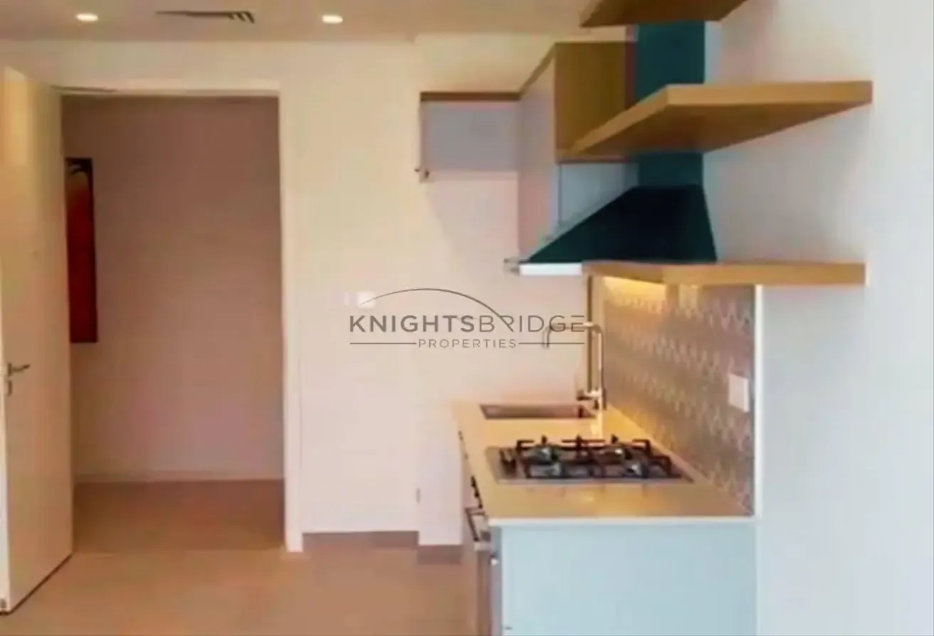 Stylish 1BR Apartment | Golfville | Prime Location