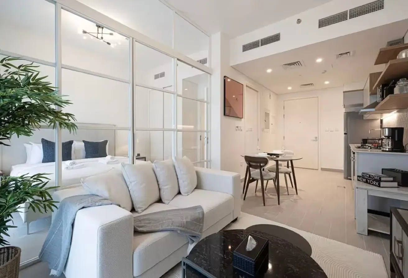 ELEGEANT | WELL MAINTAINED | FULLY FURNISHED UNIT