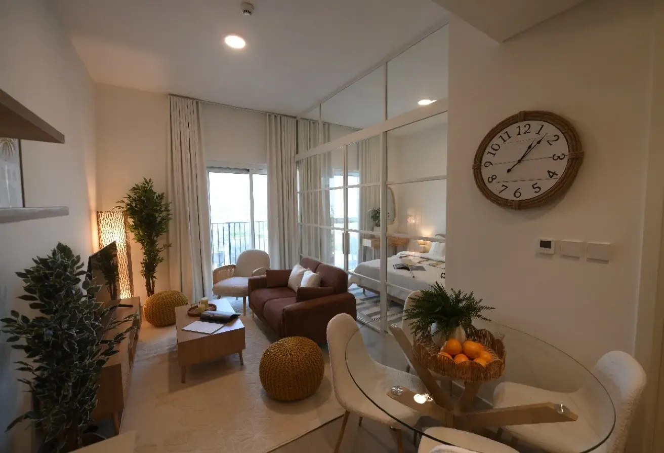 FULLY FURNISHED | PREMIUM FINISH | VACANT SEPT 1ST