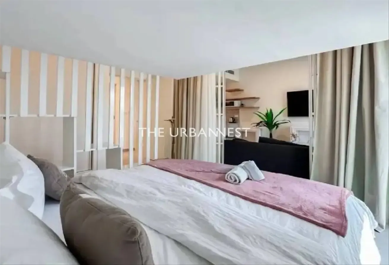 Vacant | Bills Included | Furnished | 12 Cheques