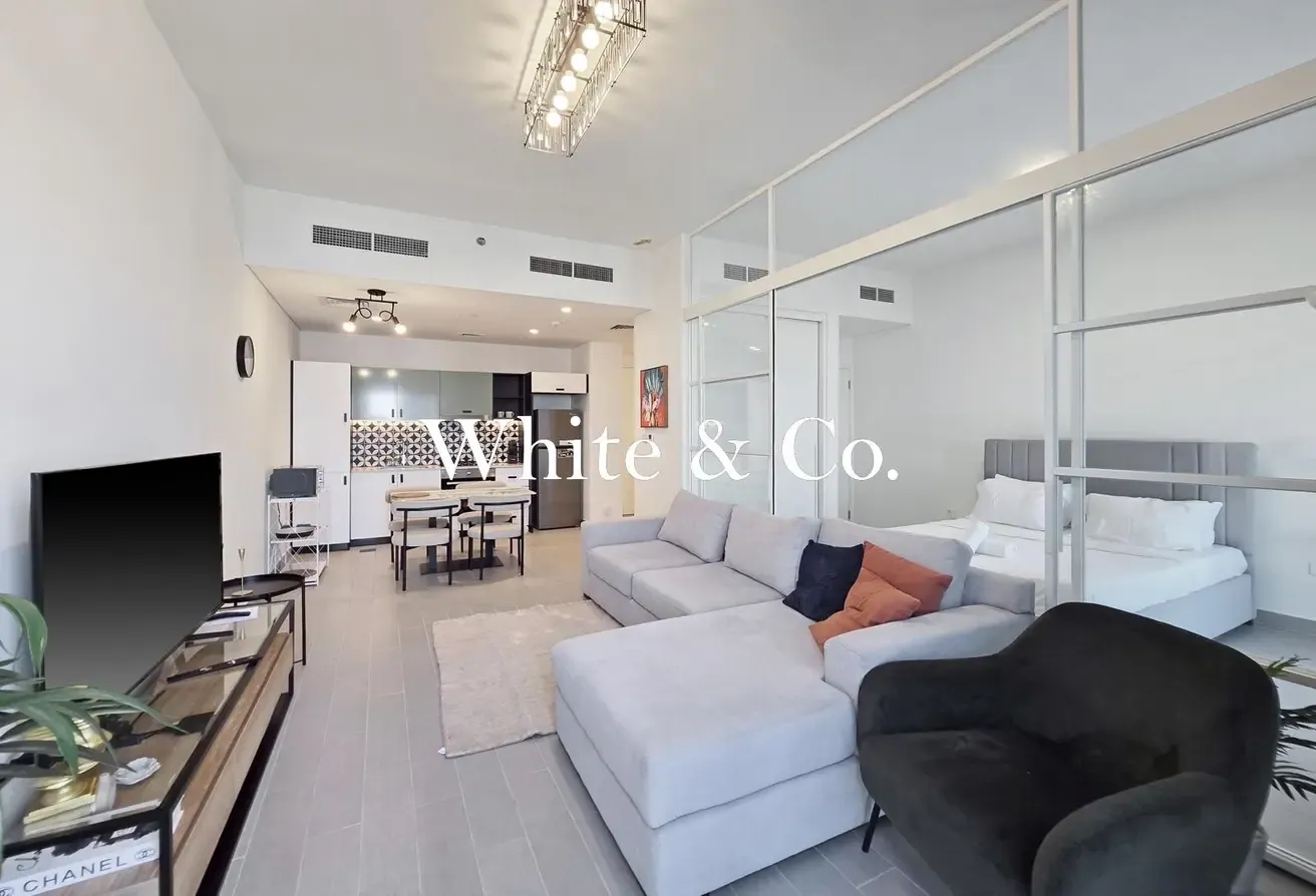 Luxury | Fully Furnished | Available Now