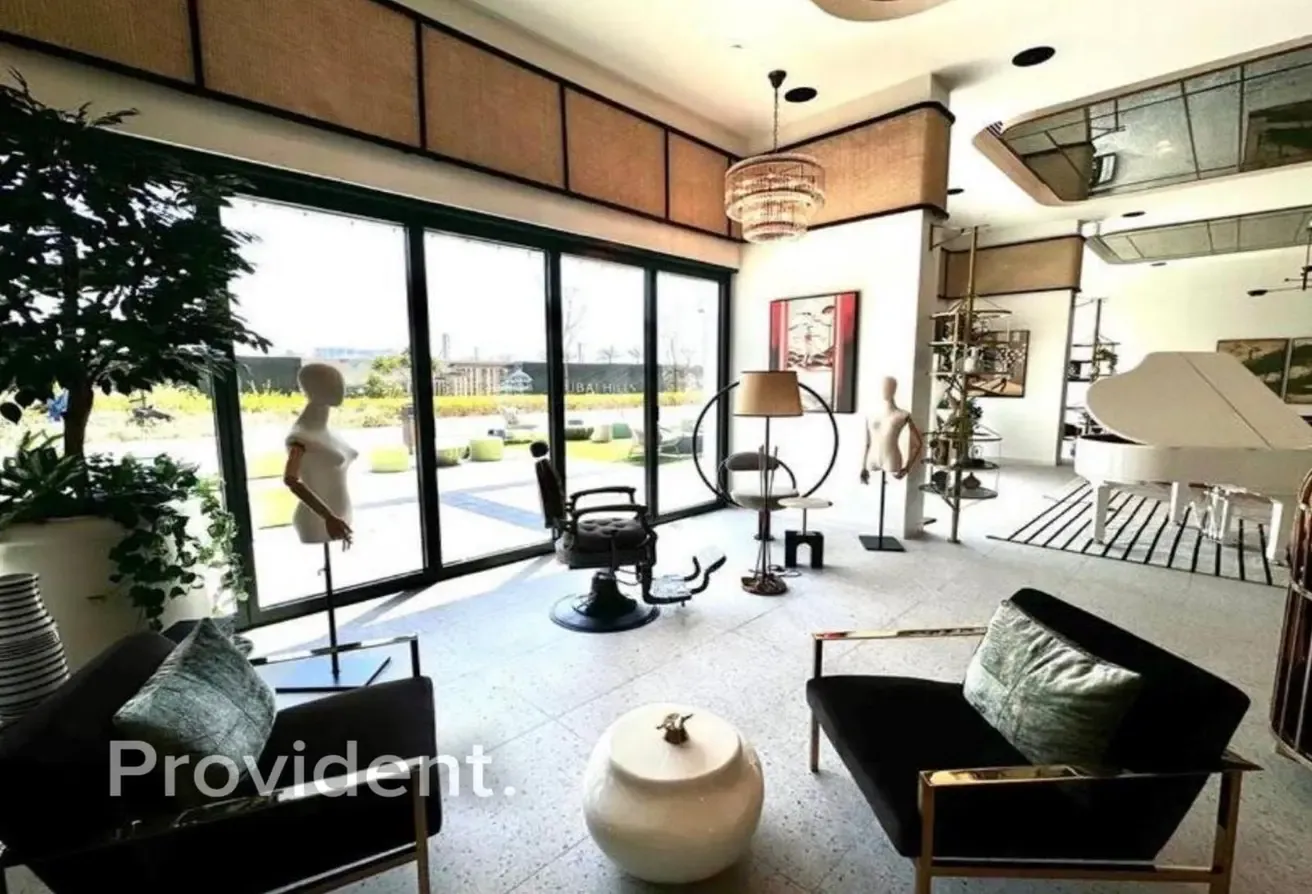 Furnished | Vacant | Boulevard View