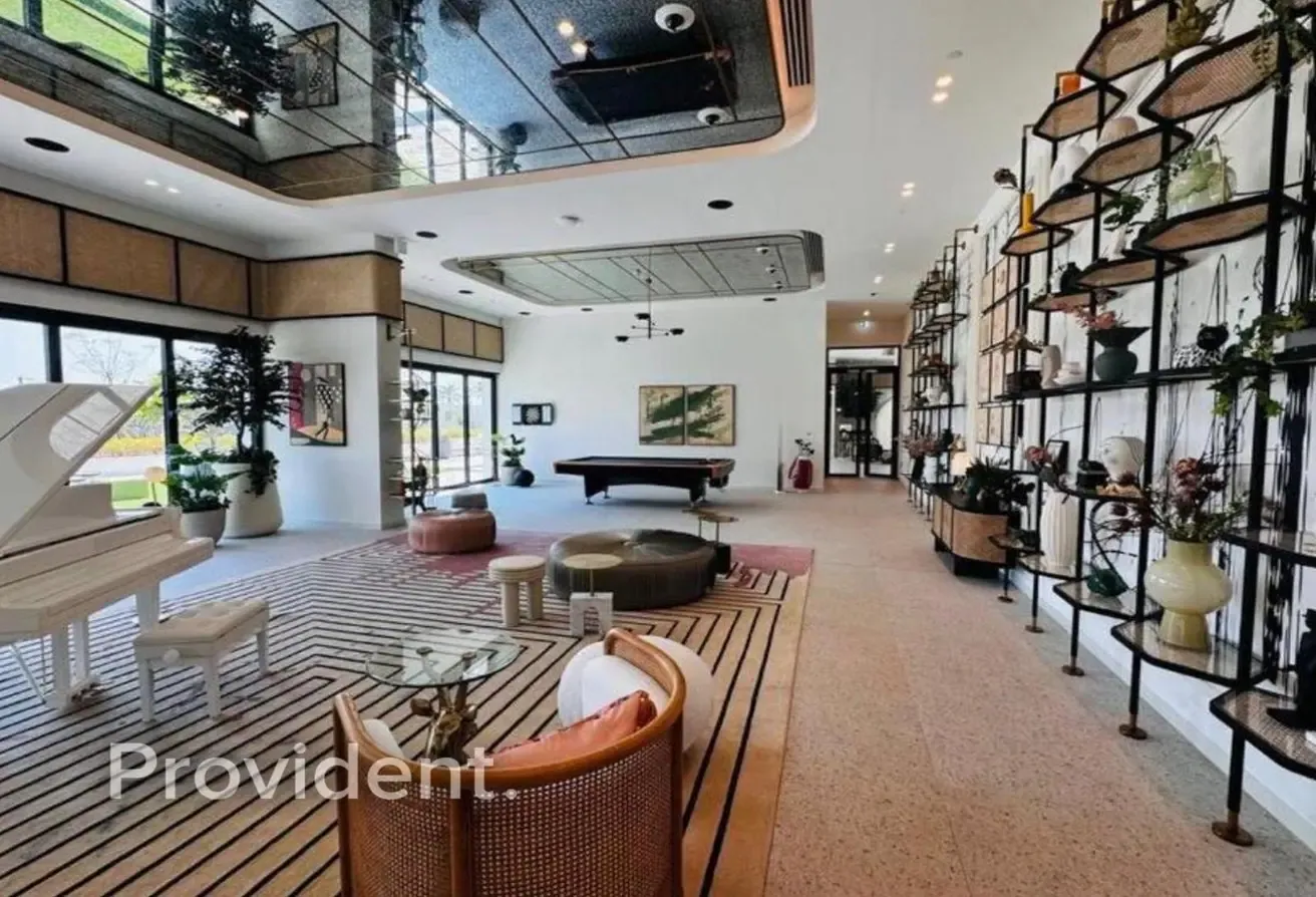 Furnished | Vacant | Boulevard View