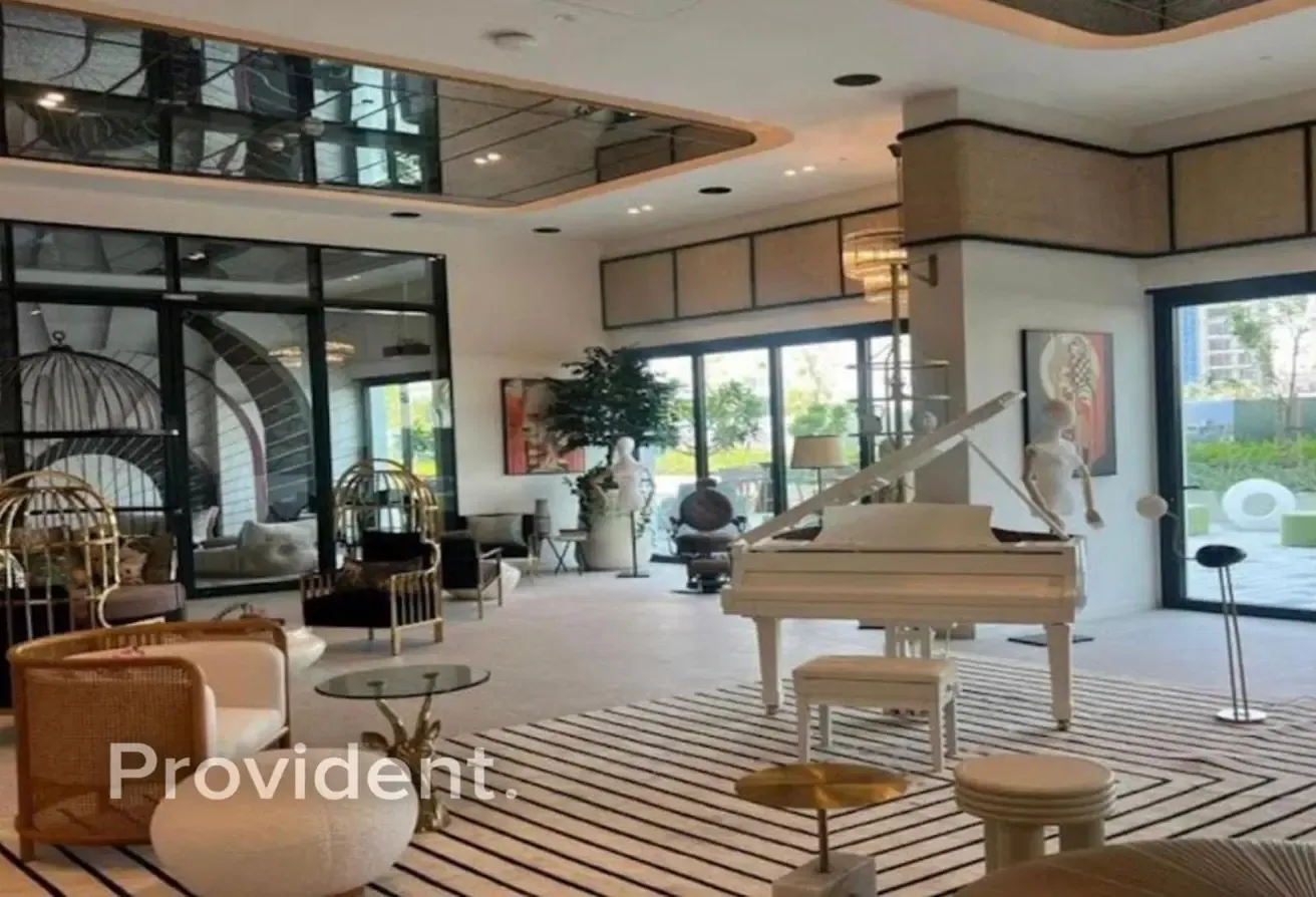 Furnished | Vacant | Boulevard View