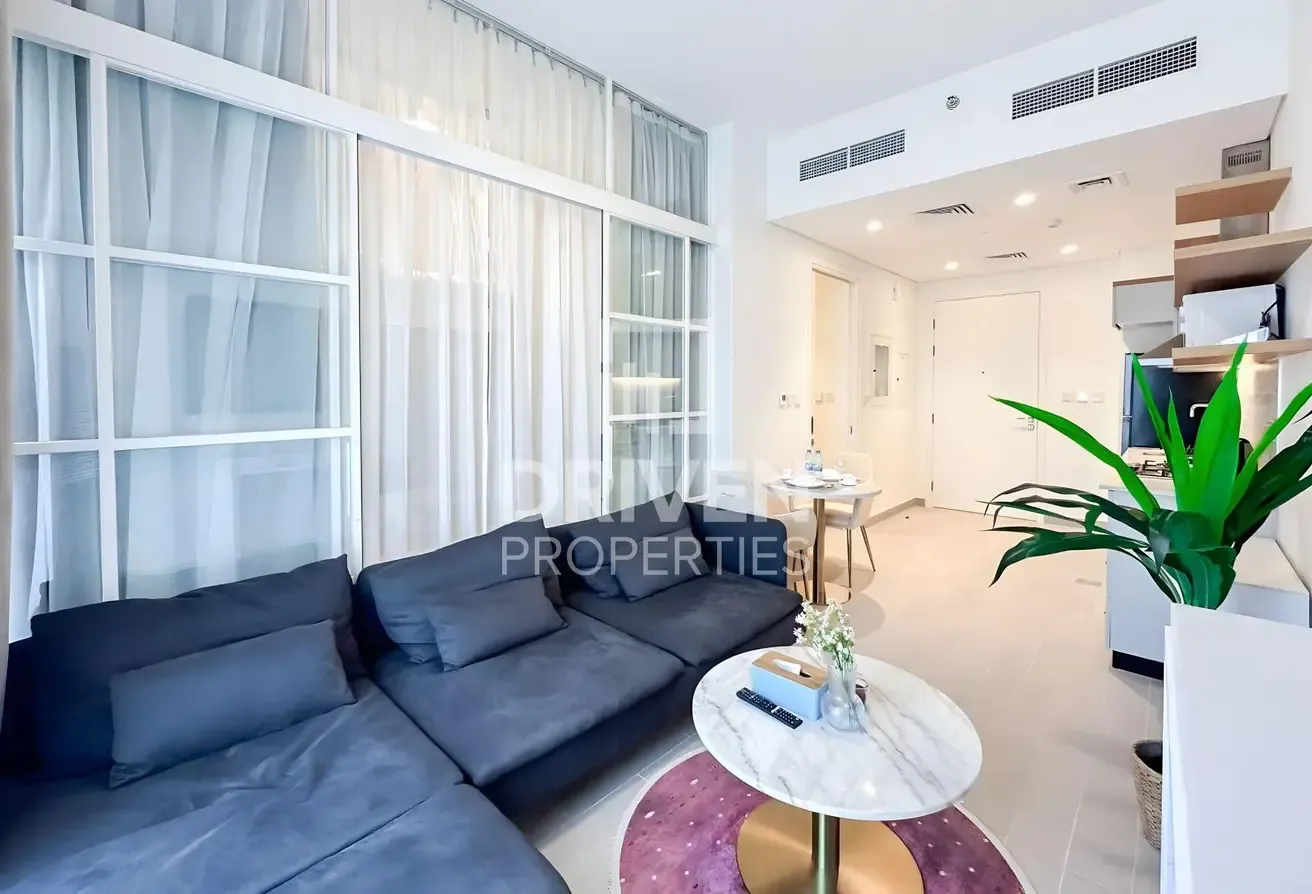 Fully Furnished | High Floor | Premium Amenities
