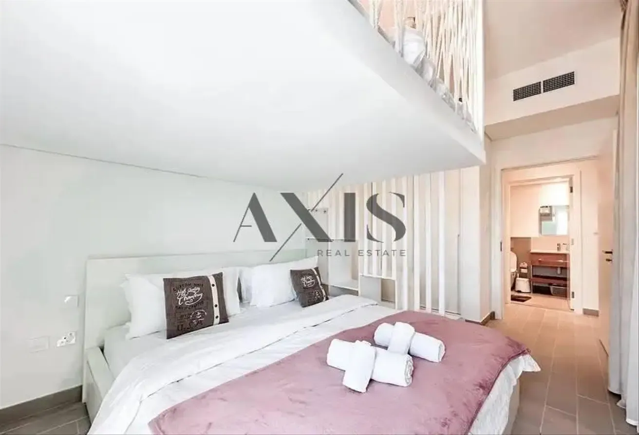 Fully Furnished I Community Views I Ready to Move In