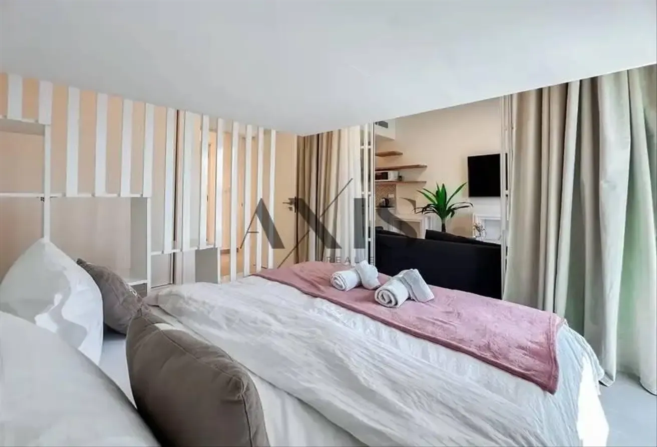 Fully Furnished I Community Views I Ready to Move In