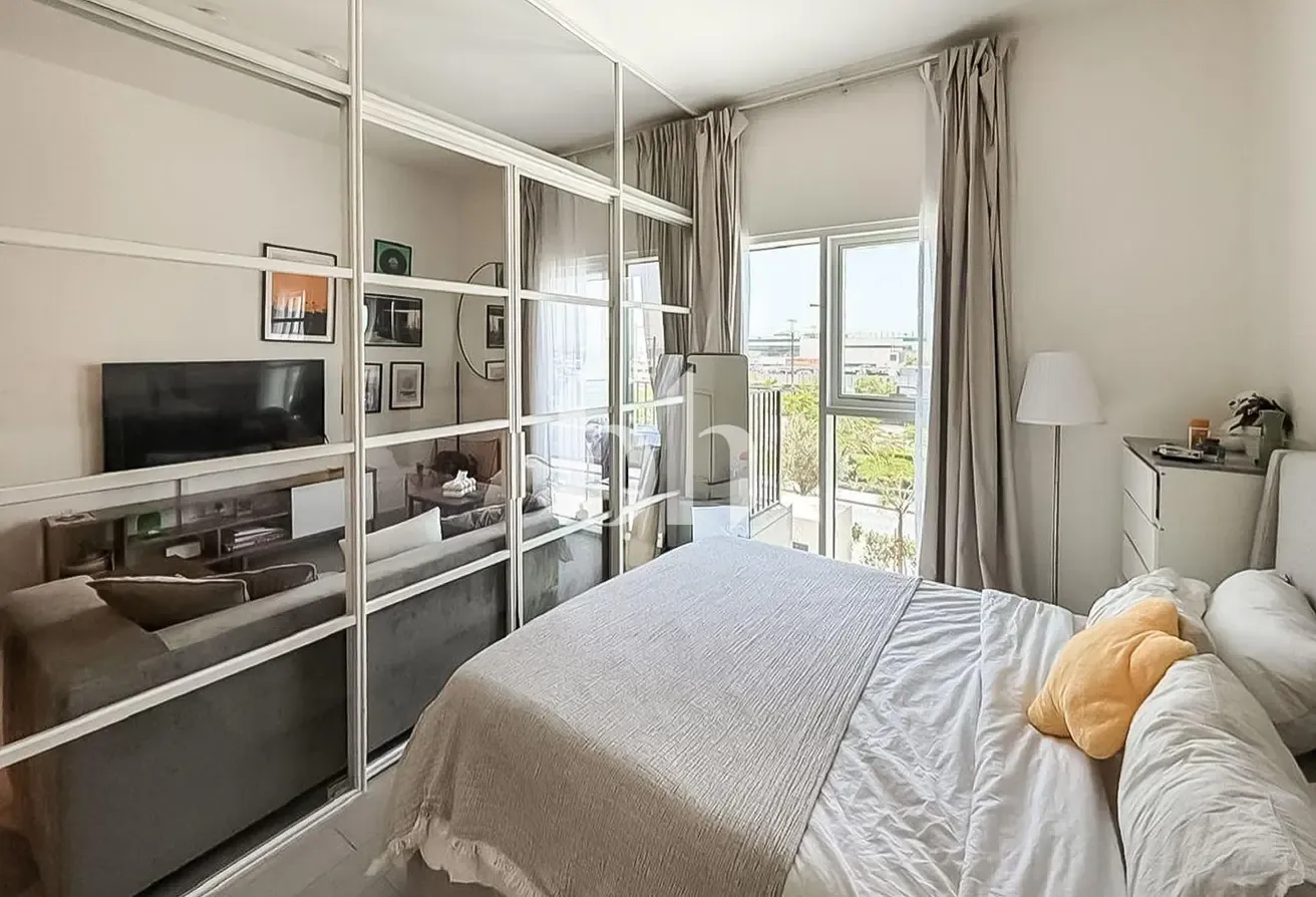 Modern | Stylish | Balcony | Amazing Amenities