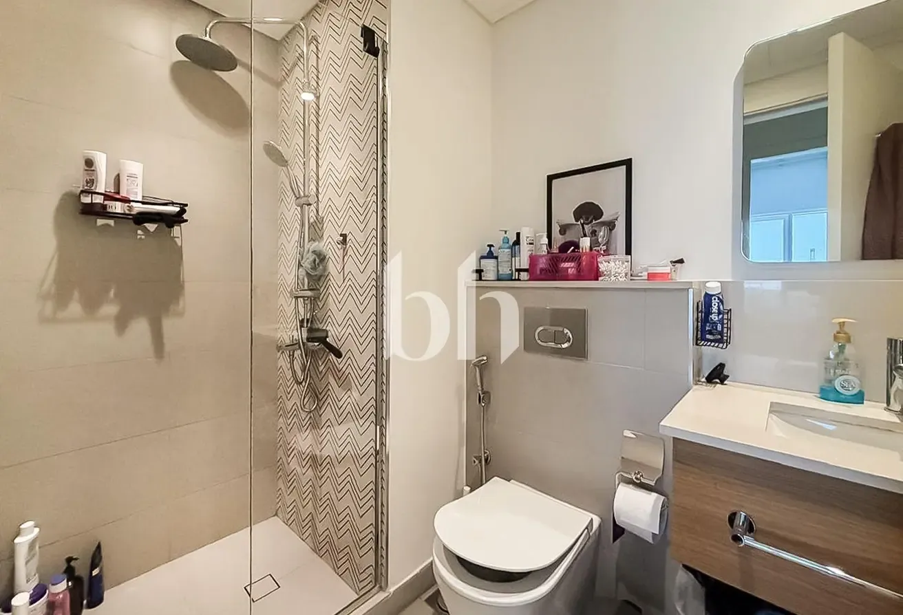 Modern | Stylish | Balcony | Amazing Amenities