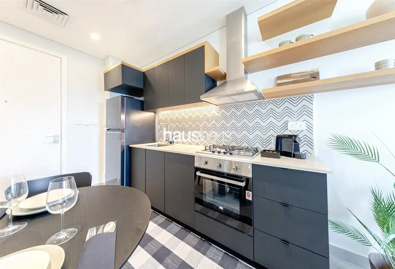 Great Amenities | Fully Furnished | High Floor