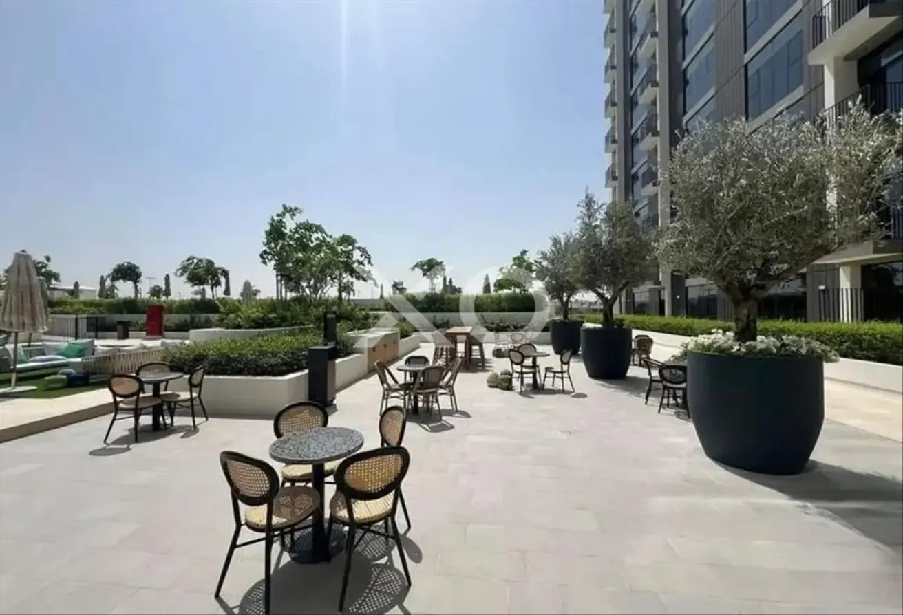 Fully Furnished | Low Floor | Vacant April