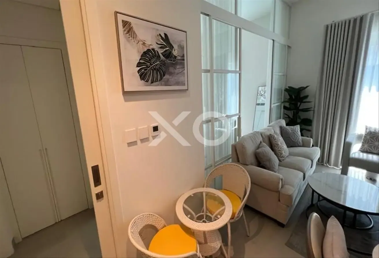 Fully Furnished | Low Floor | Vacant April