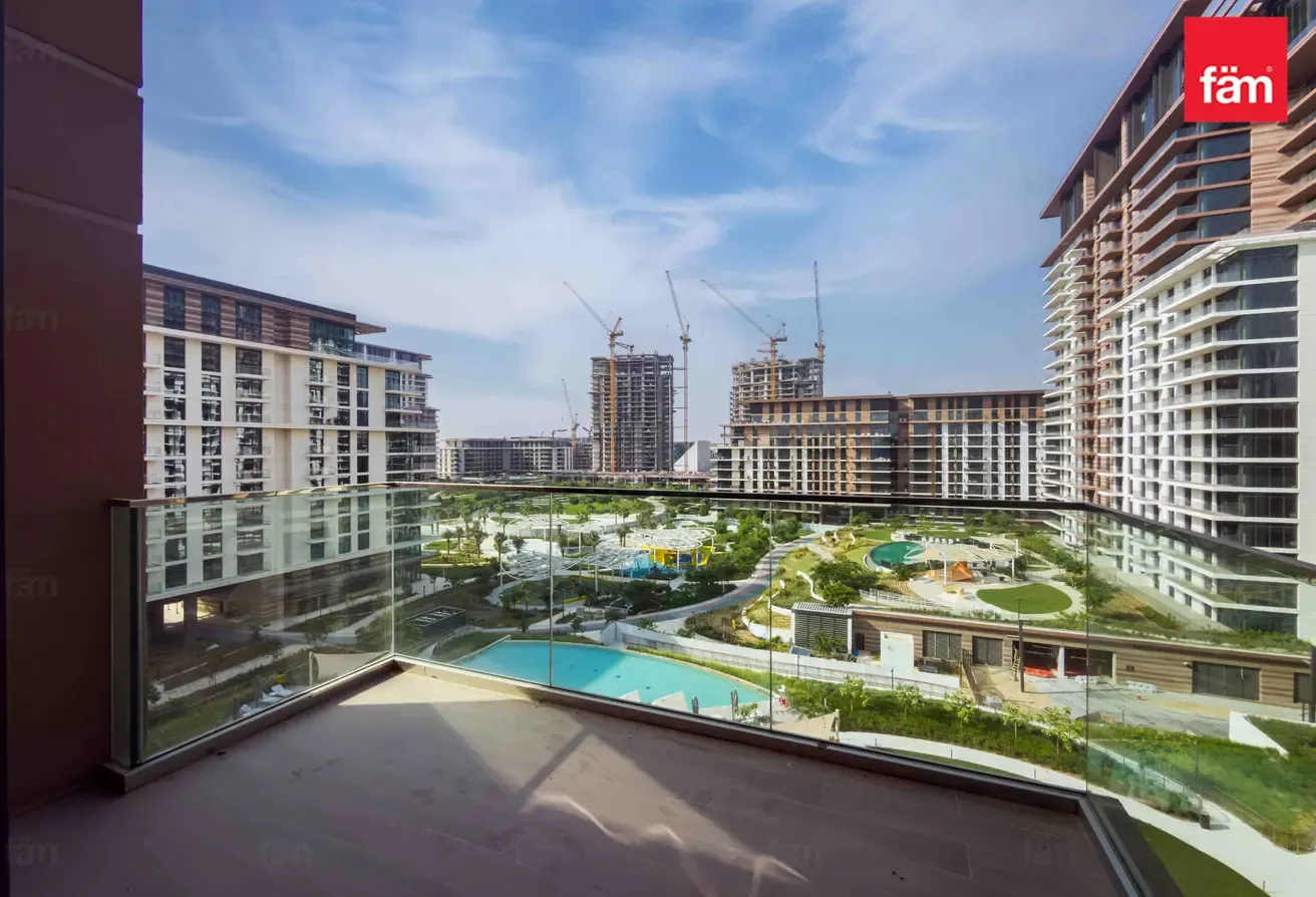 Top floor, Park View, Ready to move in