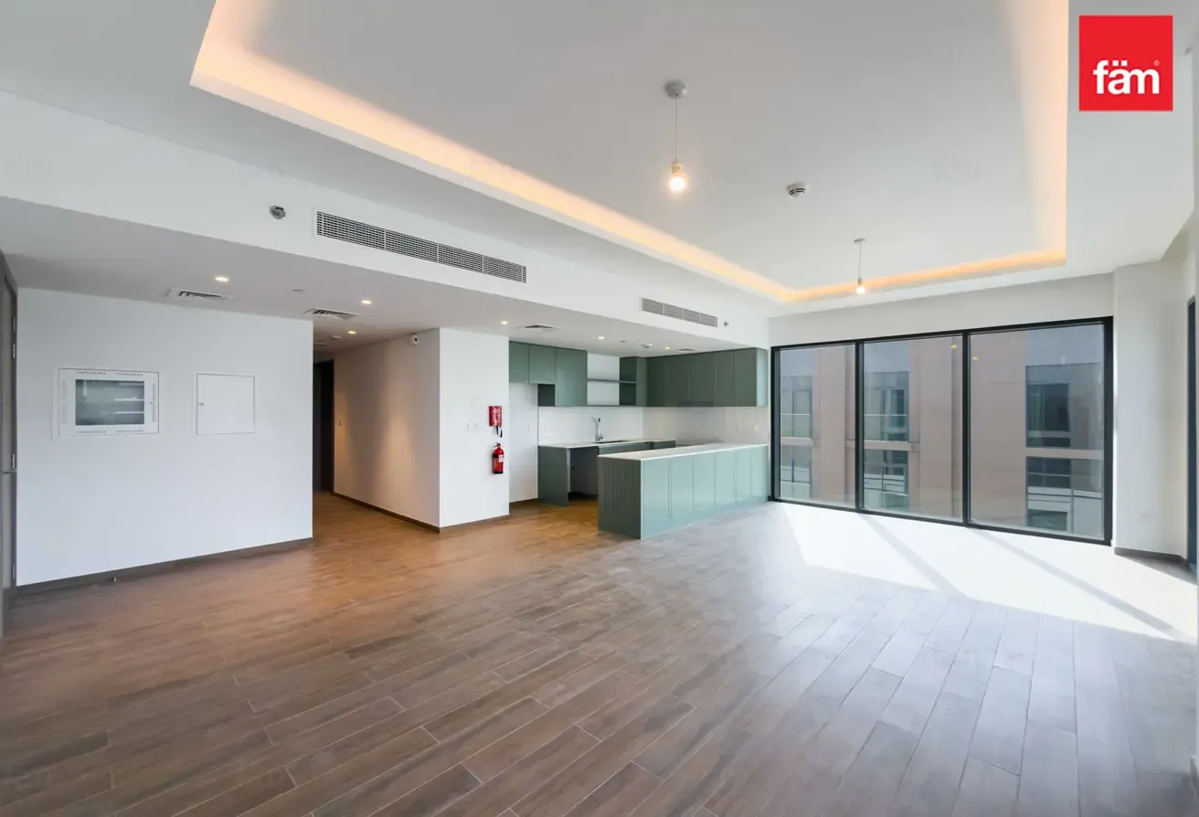 Top floor, Park View, Ready to move in