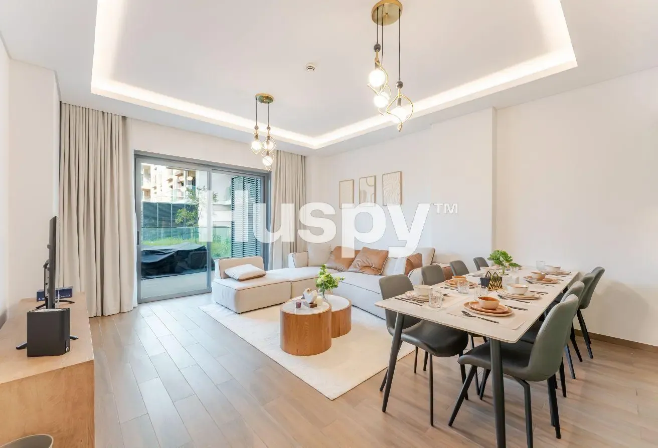 Furnished | Large Layout | Direct Park Access