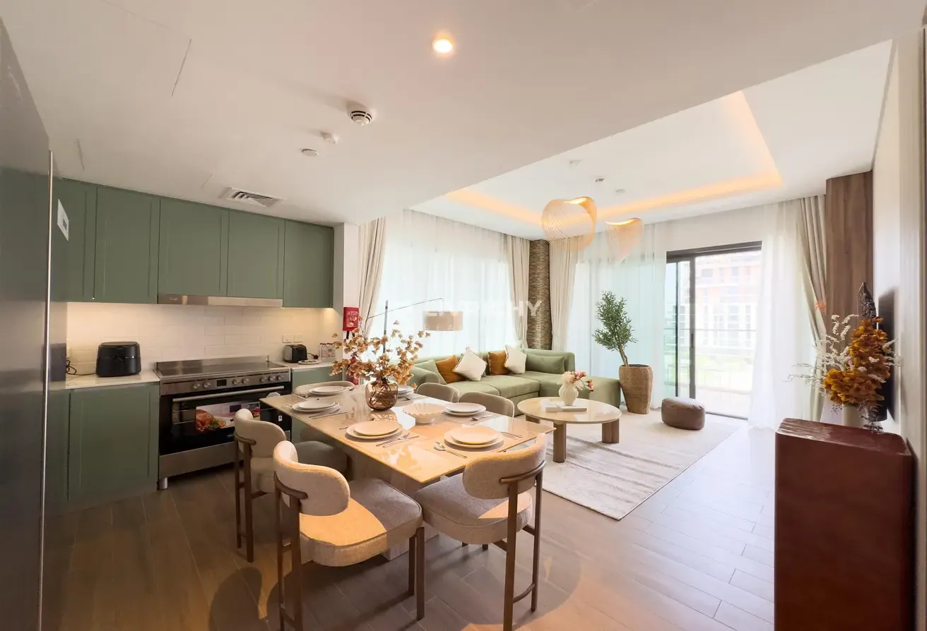 FULLY FURNISHED | CITY WALK EXPERT | VACANT
