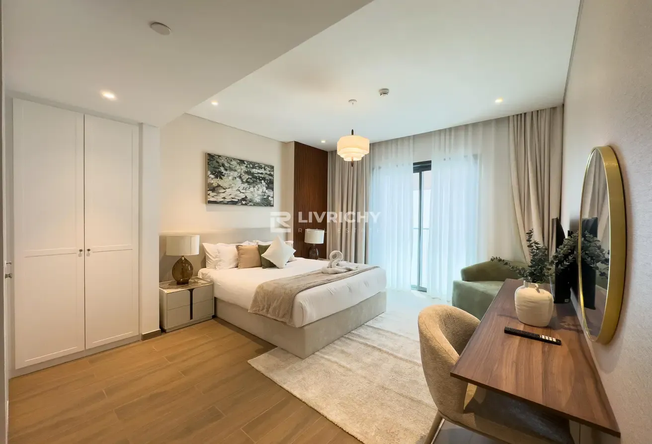FULLY FURNISHED | CITY WALK EXPERT | VACANT