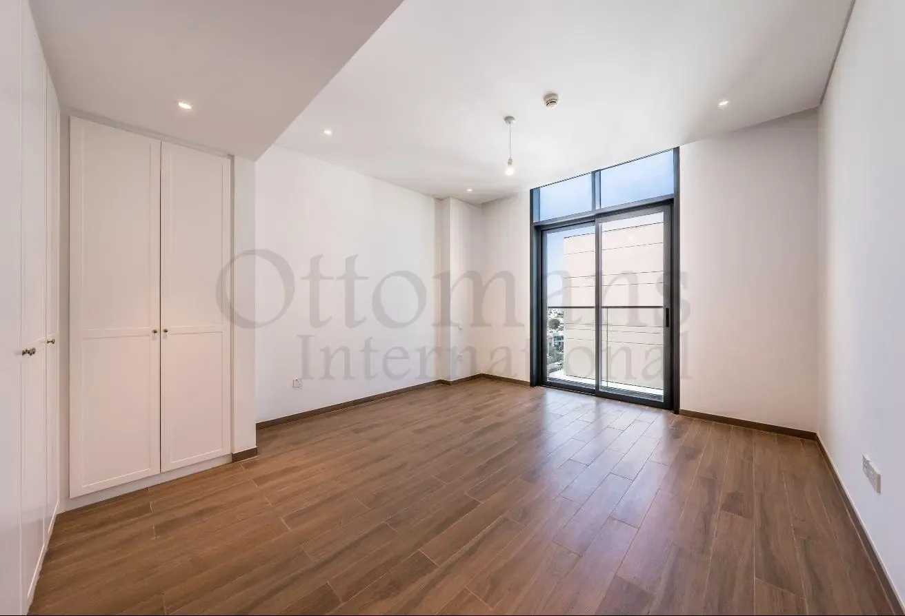 PENTHOUSE | CORNER | Best 2 bed in Celadon