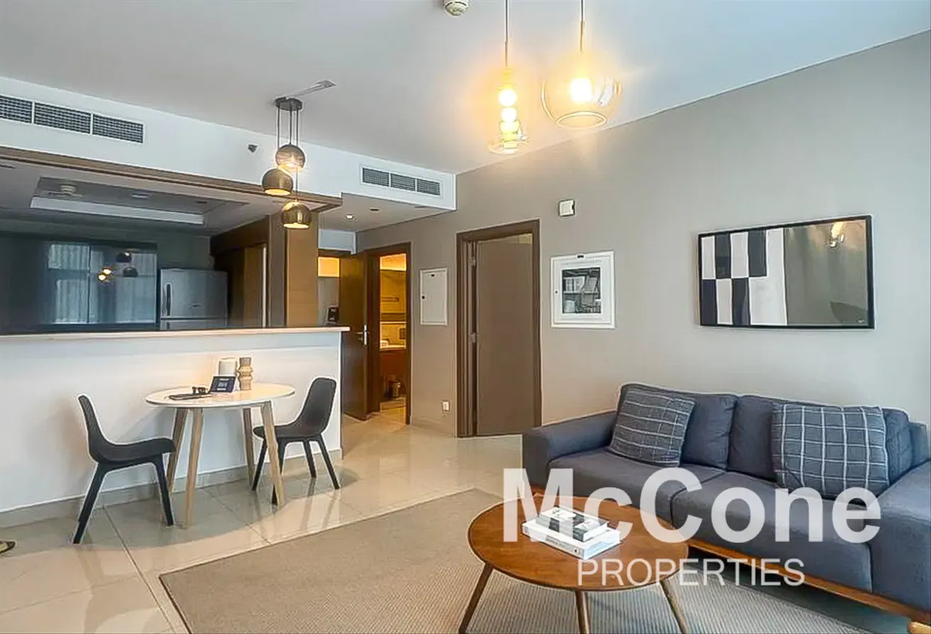 REDUCED | Plus Study & Large Terrace | Heart of DT