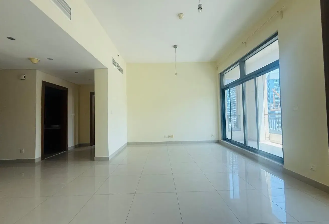 1BR + Storage Room, Walking Distance to Dubai Mall