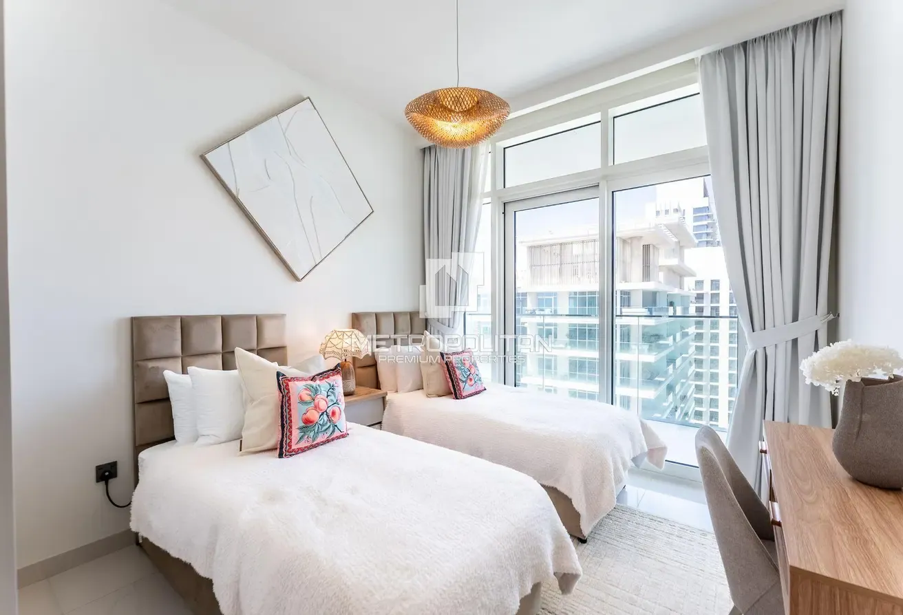Top Floor Unit | Turnkey | Marina and Palm View