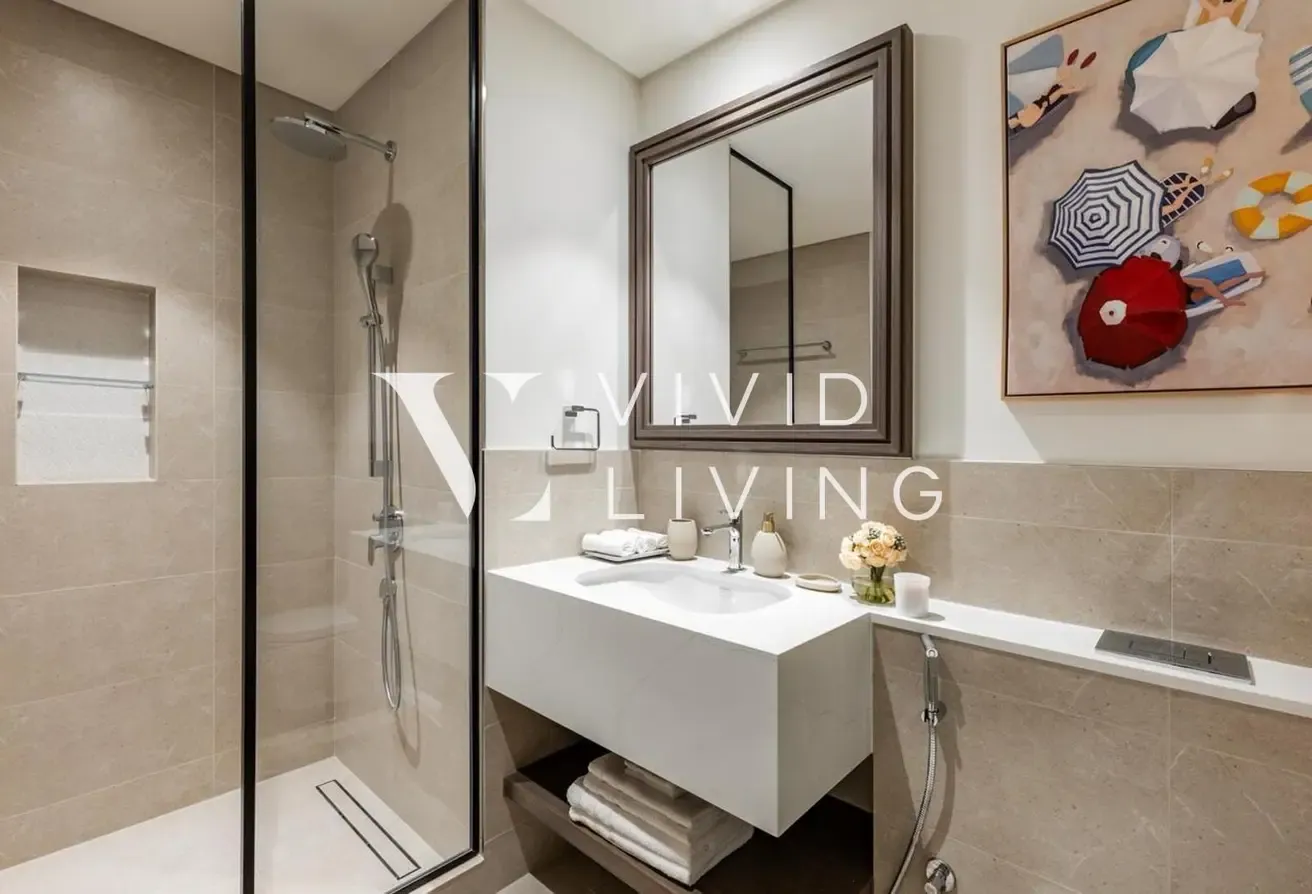 Full Marina Skyline Views | Furnished | Rare Unit
