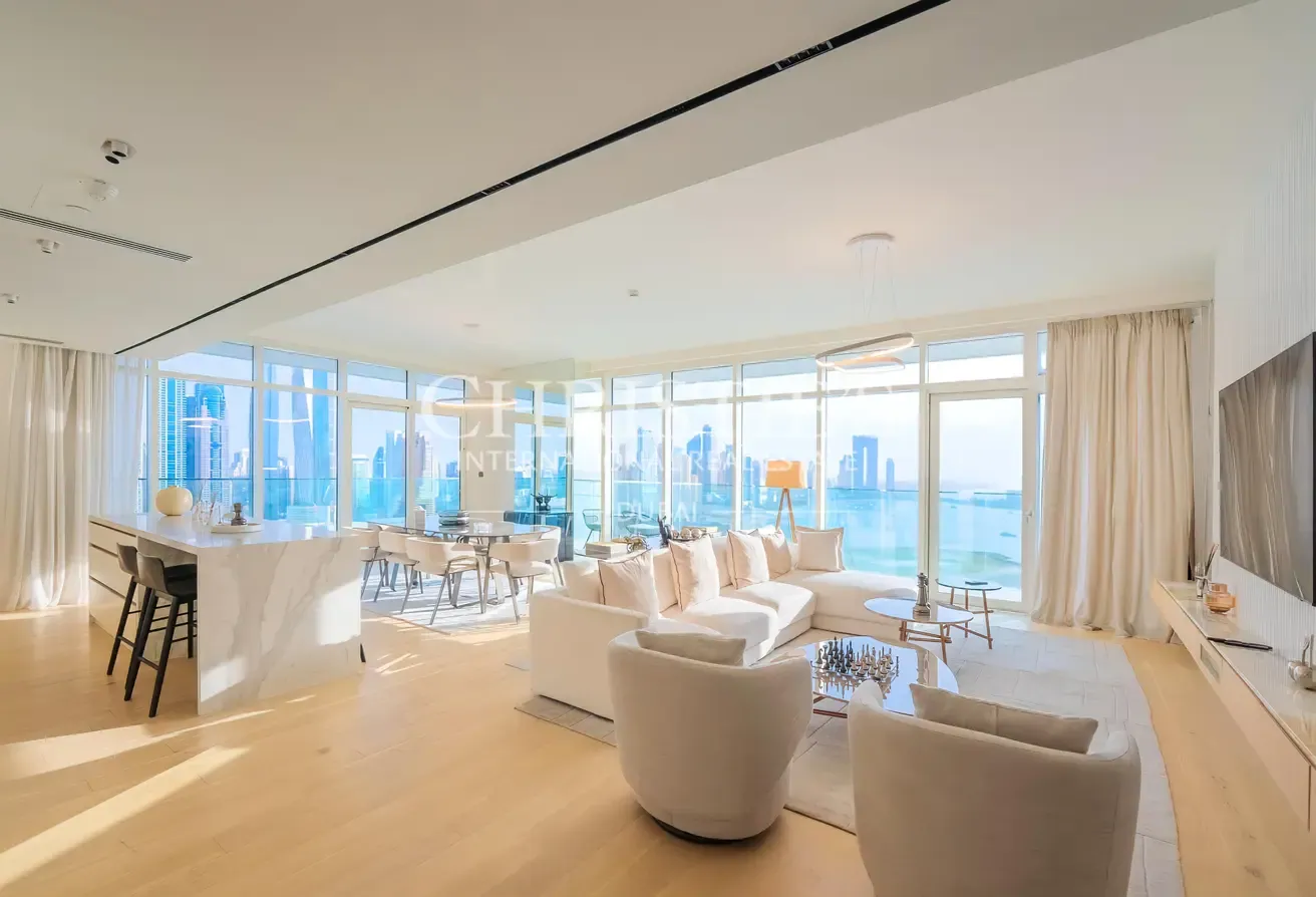 Rule the Skyline: Ultra-Luxury Half-Flr Penthouse