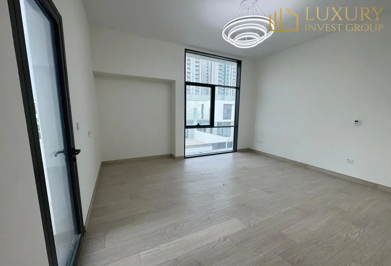 4BR+M  | Corner Plot  | Vastu Unit