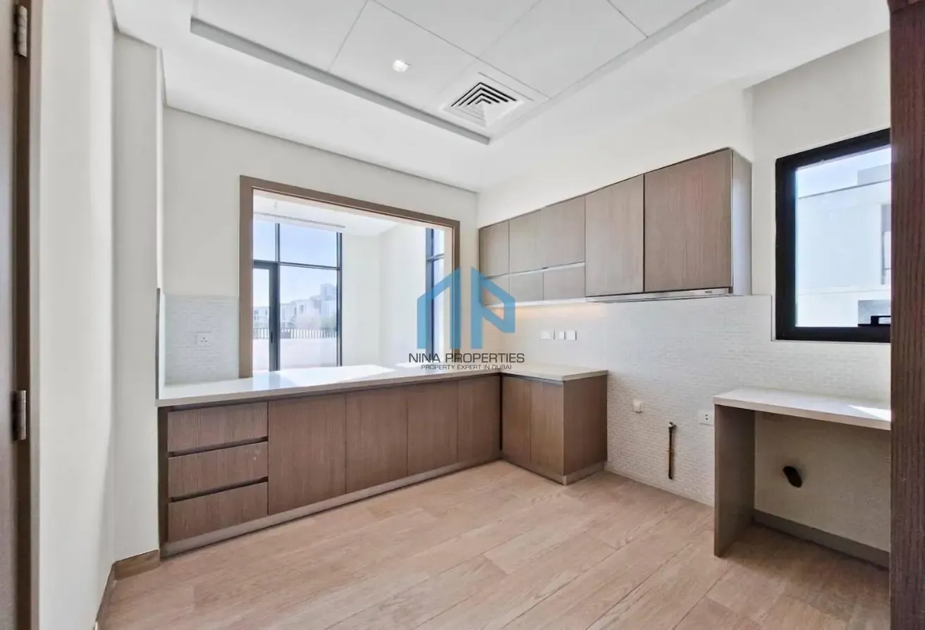 Premium 4 Bed Villa | Corner Unit | Fully Landscaped