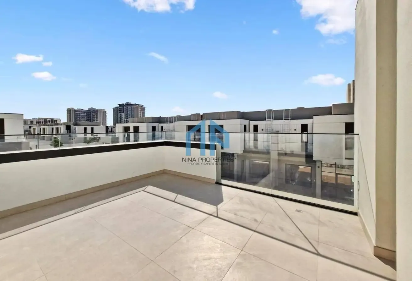 Premium 4 Bed Villa | Corner Unit | Fully Landscaped