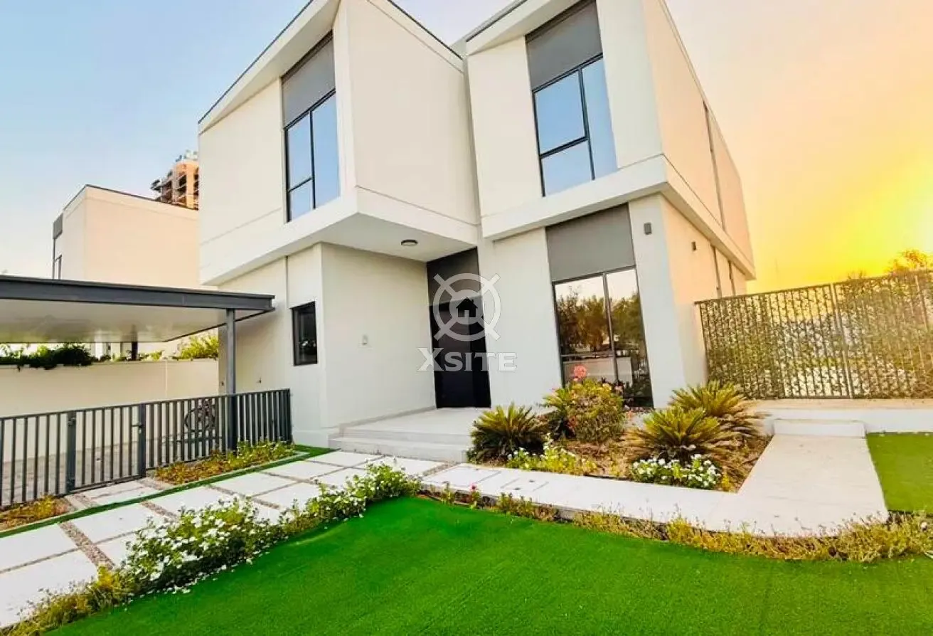 Available Type LA LB SA & SB  |12 Available Villas