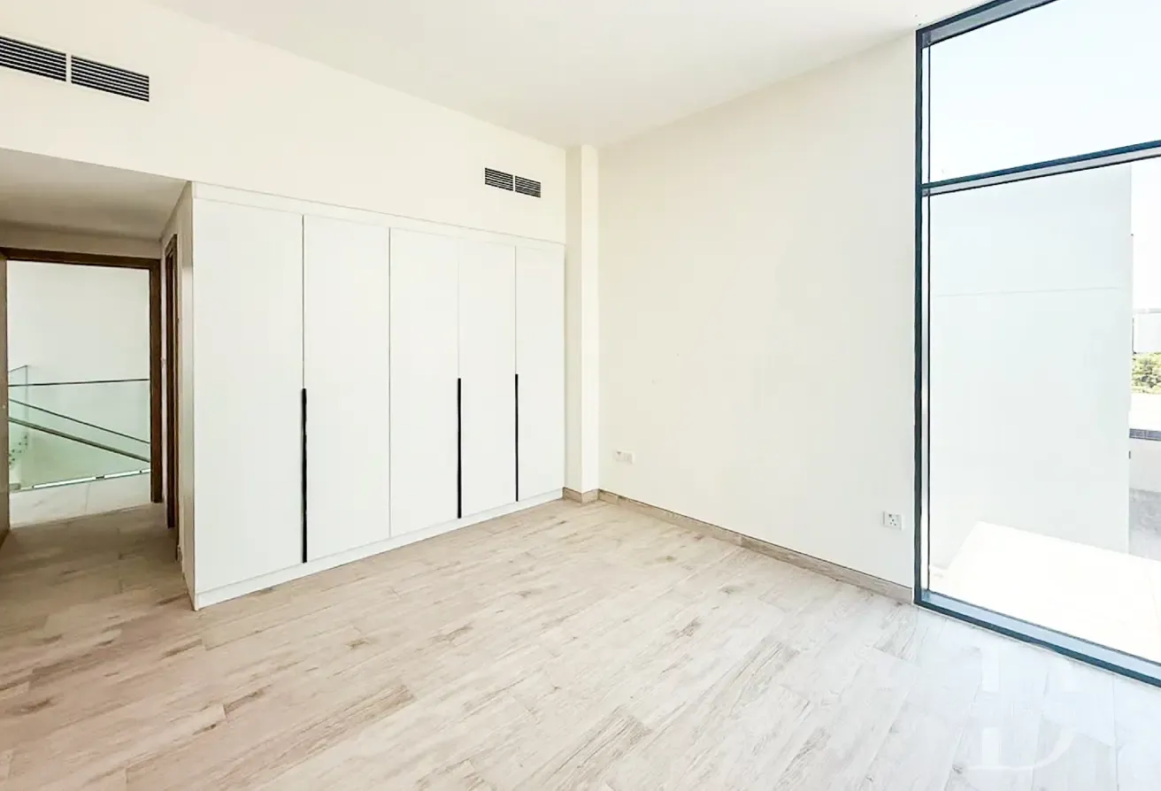 Opposite Pool & Park | With Drivers Room | Vacant