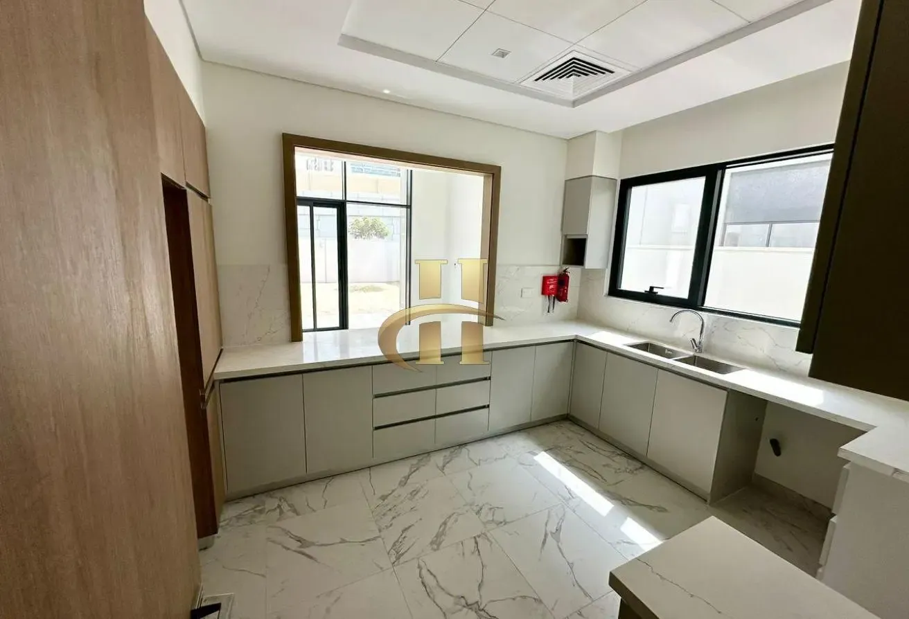 Spacious | Corner Unit | Park View