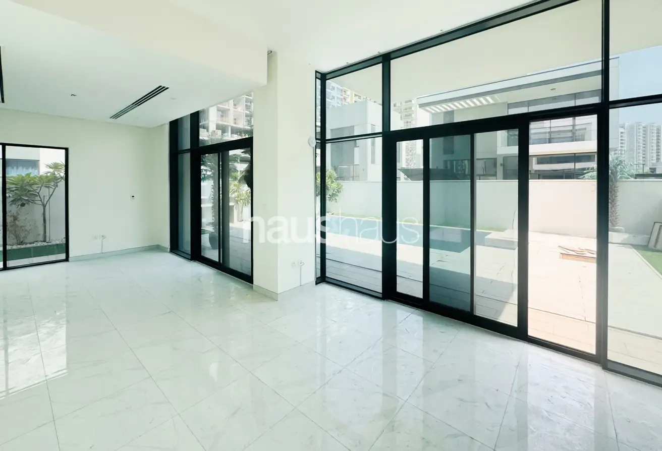 Standalone | Private Pool | Great Community