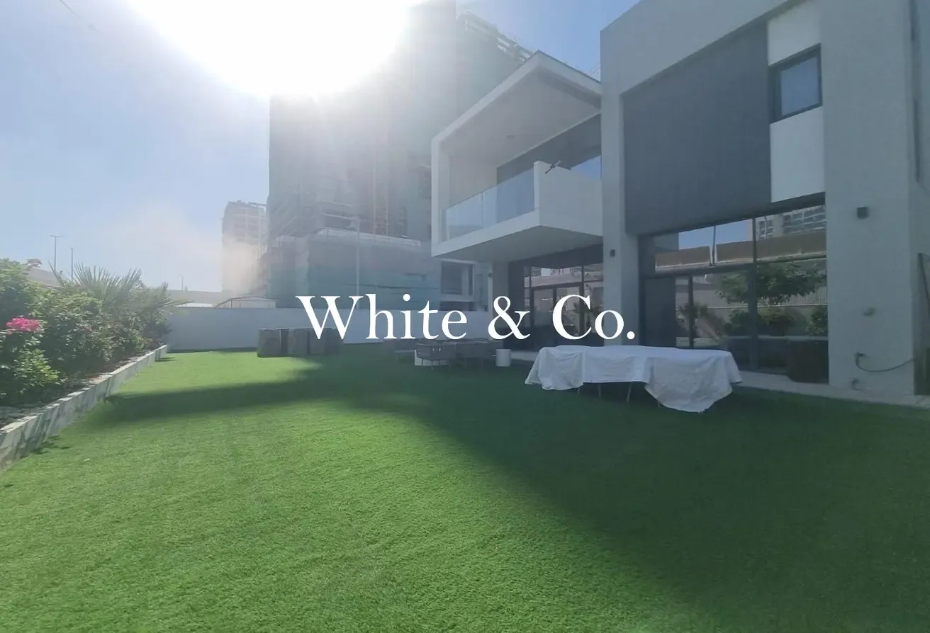 4 Bed s+ Corner Unit | Type - B | Vastu